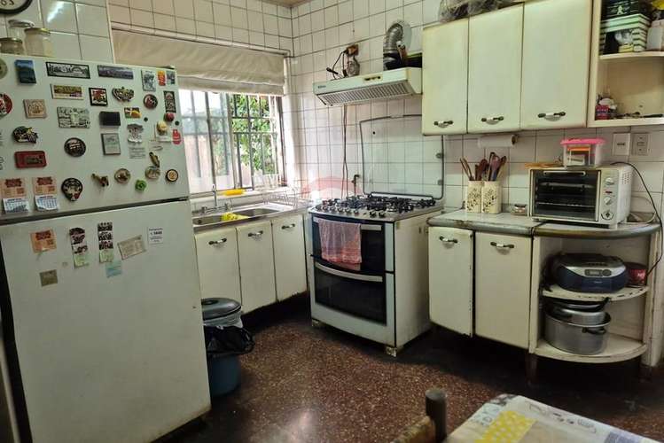 Casa espaciosa en ñuñoa: 4d+2b+estac. ¡visítela! - Imagen 8