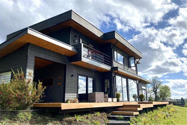 En venta casa exclusiva, vista al lago - pucón