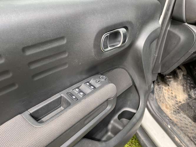 ¡OPORTUNIDAD! CITROËN C3 AIRCROSS SHINE 1.5 BLUEHDI 2021 (Diésel)