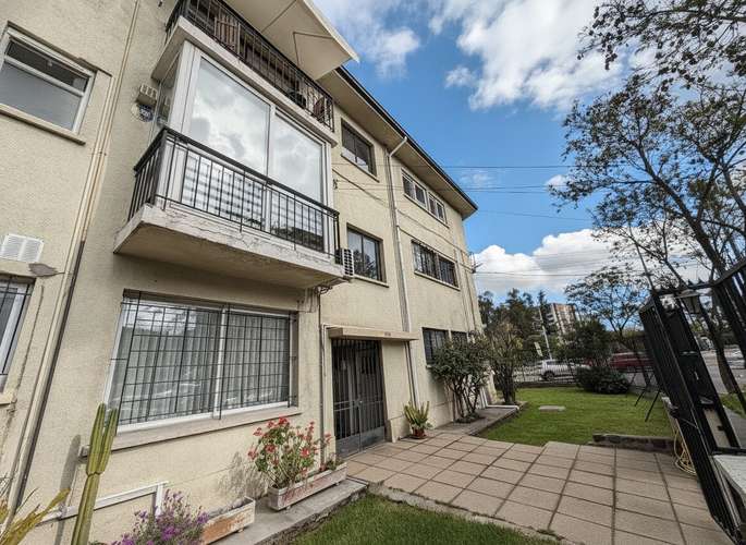 Departamento remodelado en Arriendo a pasos de metro Bilbao