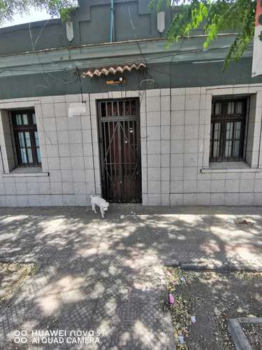 Se vende Casa 334m2,4D,2B,2E,B. Stgo Centro (187487) - Imagen 2