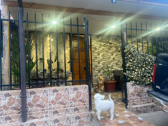VENDO CASA EN VILLA DOÑA CONSUELO EN TALCA - Imagen 2