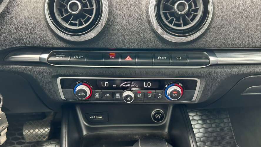 Audi A3 SPORTBACK TFSI 1 4 AUT (2018) - Imagen 17