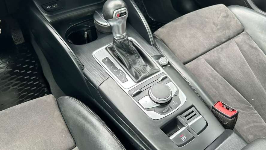 Audi A3 SPORTBACK TFSI 1 4 AUT (2018) - Imagen 14