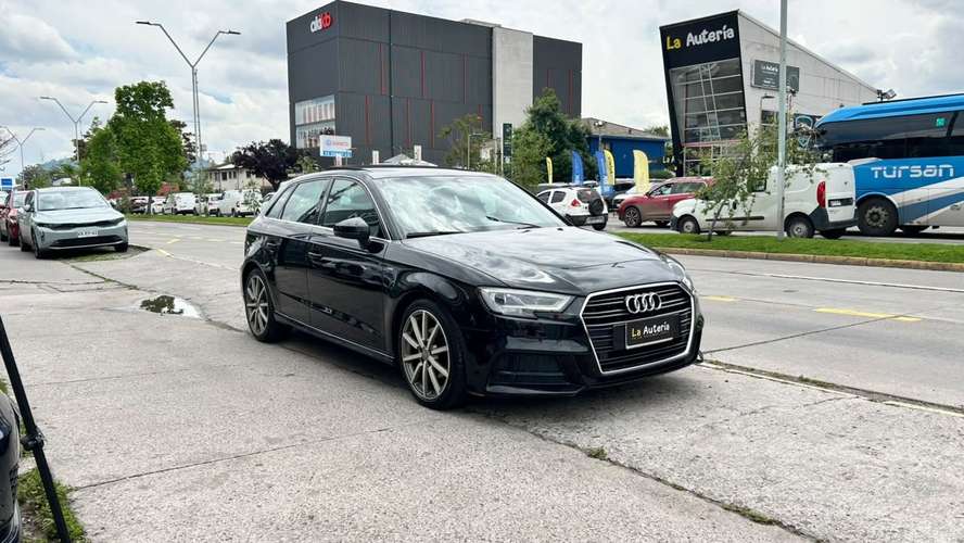 Audi A3 SPORTBACK TFSI 1 4 AUT (2018)