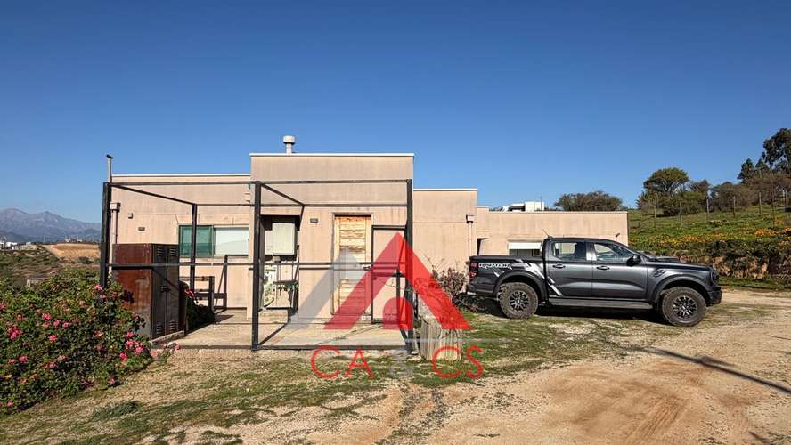 PARCELA CON CASA Y PISCINA 3 DORM, 3 BAÑOS EN CONDOMINIO