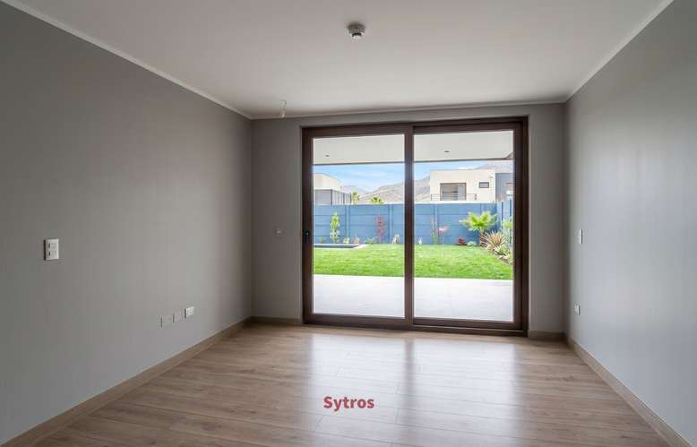ARRIENDO CASA EN SANTA ELENA DE CHICUREO - Imagen 9