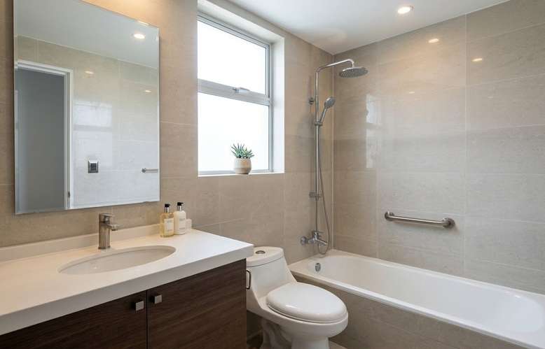 EN ARRIENDO EXCLUSIVA CASA MODERNA EN CHICUREO - Imagen 12