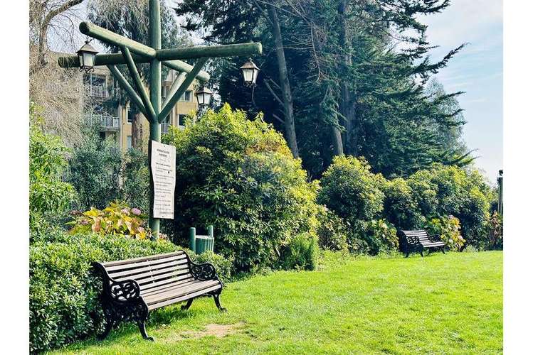Jardin privado con vista privilegiada al mar
