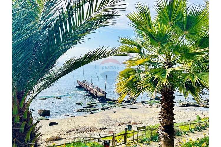 Jardin privado con vista privilegiada al mar