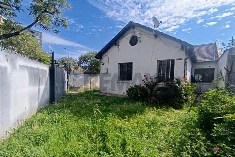 Oportunidad para remodelar 4d/2b las dalias ñuñoa