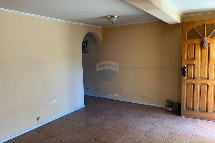 Casa en peñalolén, excelente conectividad - Imagen 3
