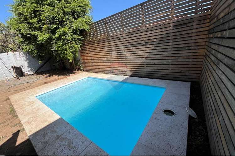 Casa 3d + 3b + piscina + peñalolen - Imagen 1