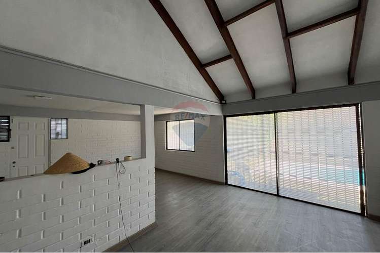 Casa 3d + 3b + piscina + peñalolen - Imagen 2