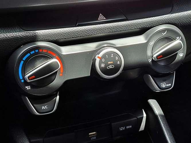 KIA RIO 4 2023 - Imagen 16