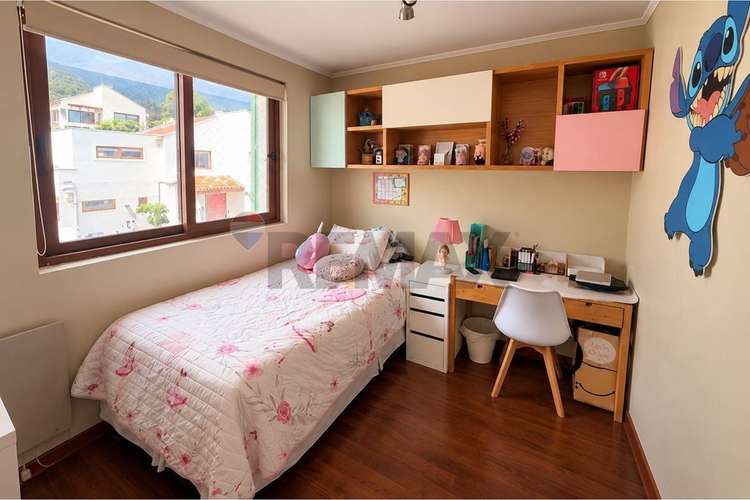 Casa en venta en peñalolén | condominio cumbres
