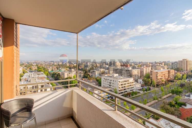 Amplio depto, en providencia, vista panorámica. - Imagen 20
