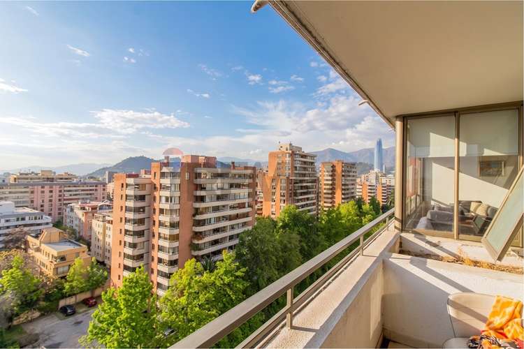 Amplio depto, en providencia, vista panorámica. - Imagen 19