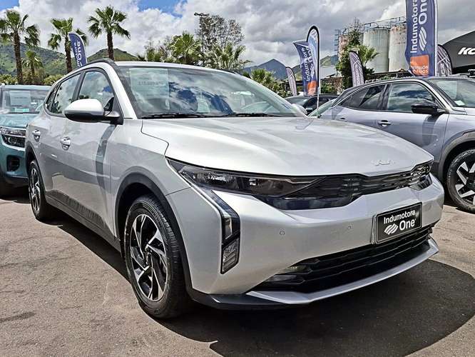 KIA K3 2025 - Imagen 5
