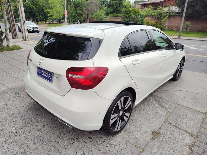 MERCEDES-BENZ A 200d 2017 - Imagen 5