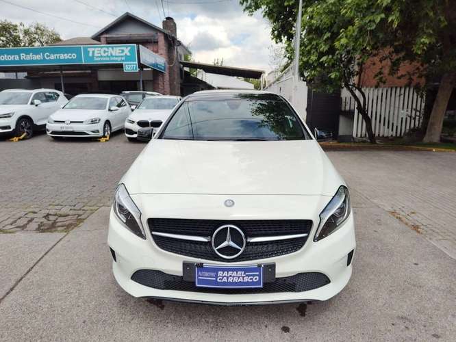 MERCEDES-BENZ A 200d 2017 - Imagen 2