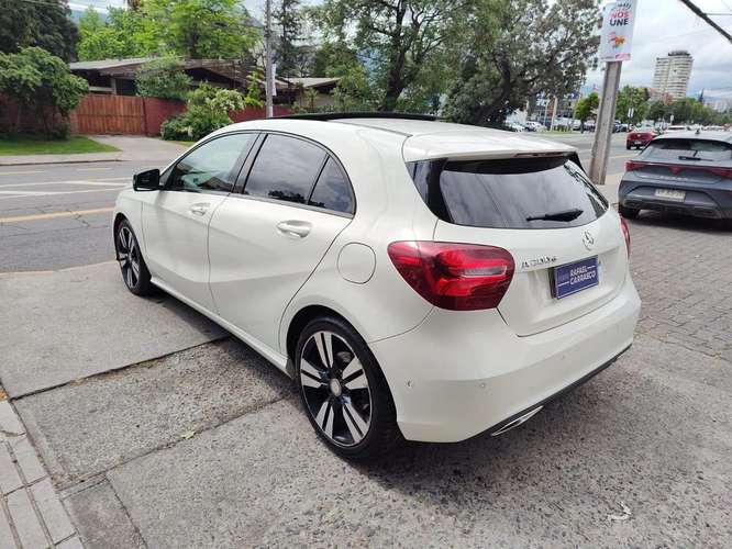 MERCEDES-BENZ A 200d 2017 - Imagen 7