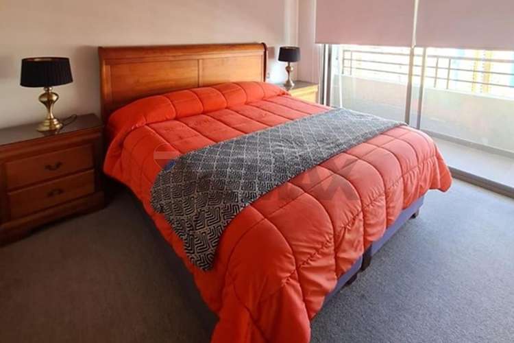 Arriendo depto estilo mariposa amoblado - Imagen 16