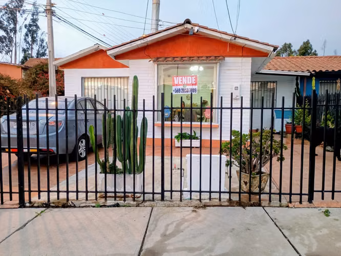 CASA AMPLIADA COLINA EL PINO LA SERENA