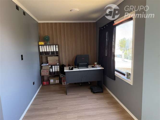 Oficinas + casa nueva en centro de Pitrufquén | 8 privados |