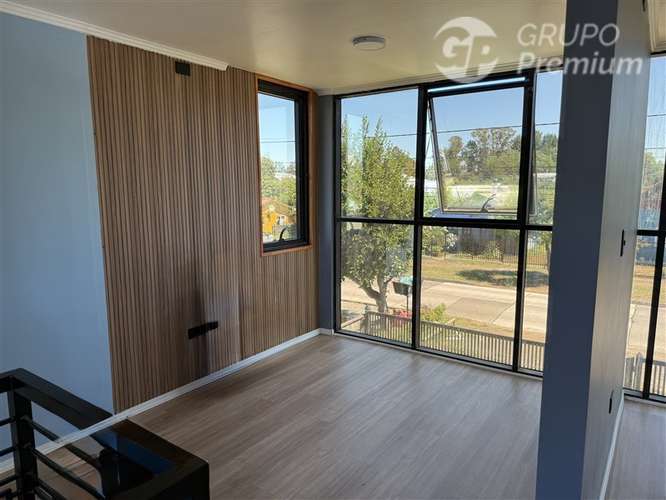 Oficinas + casa nueva en centro de Pitrufquén | 8 privados |