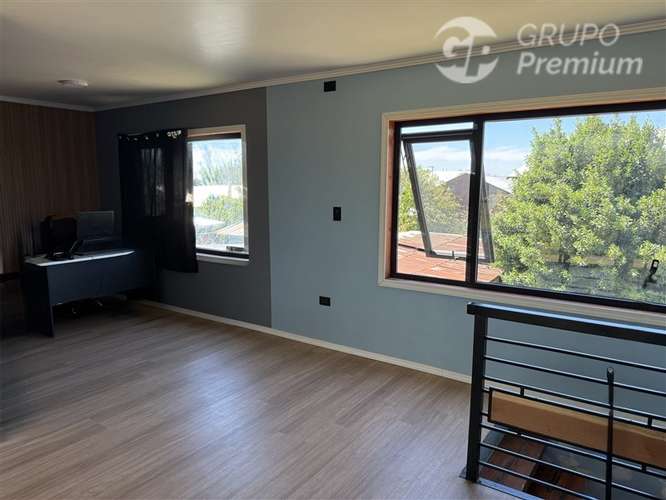 Oficinas + casa nueva en centro de Pitrufquén | 8 privados |