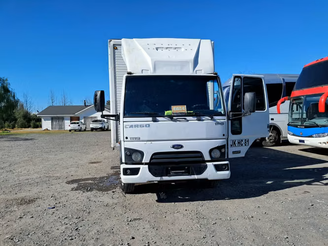 Se vende camión Ford Cargo 1119 EV, año 2017. - Imagen 5