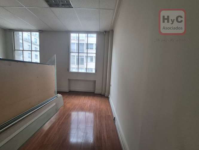 Oficina en Venta Pleno Santiago Centro – Excelente Ubicación - Imagen 9