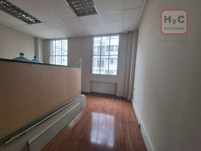 Oficina en Venta Pleno Santiago Centro – Excelente Ubicación - Imagen 10