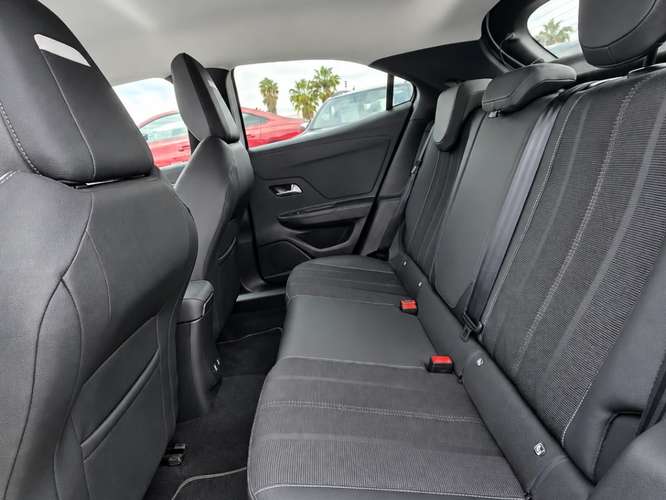 Opel Mokka 1.2 ELEGANCE AT 2023 - Imagen 20