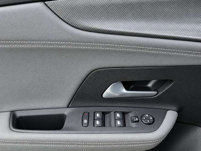 Opel Mokka 1.2 ELEGANCE AT 2023 - Imagen 18