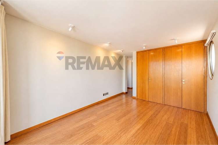 Exclusivo penthouse en el golf ! 4d + sala - Imagen 23