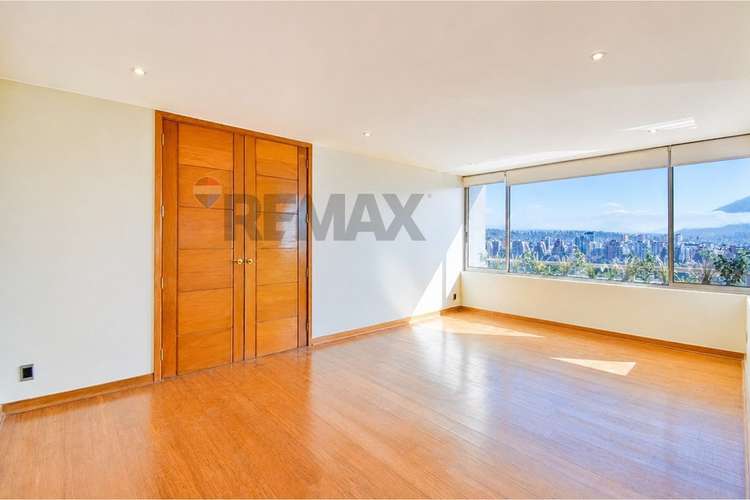 Exclusivo penthouse en el golf ! 4d + sala - Imagen 7