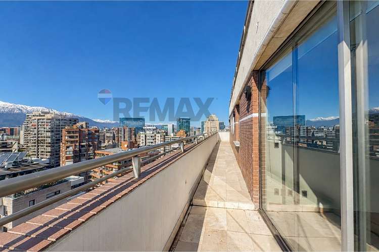 Exclusivo penthouse en el golf ! 4d + sala - Imagen 27