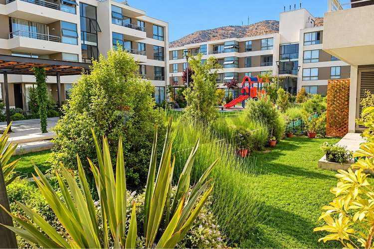 Amplitud, jardín exclusivo y calidad de vida