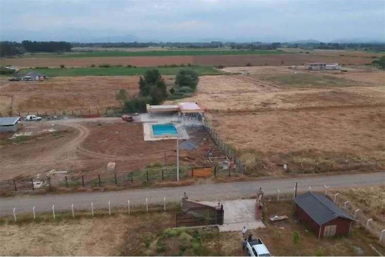 Se vende en loteo doña isidora 7.500 m2