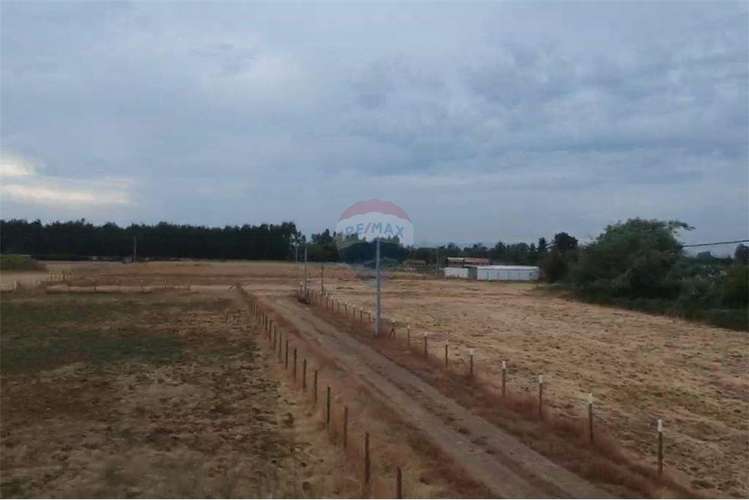 Se vende en loteo doña isidora 7.500 m2