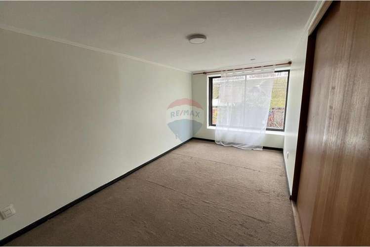 Se vende casa de 2 pisos en alameda de talca - Imagen 7