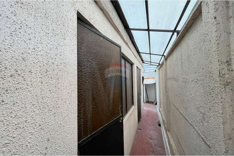 Se vende casa de 2 pisos en alameda de talca - Imagen 12