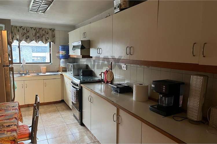 Se vende depto edificio los heroes - Imagen 9