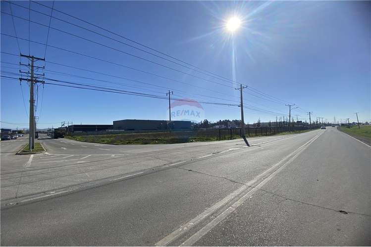 Se arrienda terreno industrial 9.500 m2  3km talca