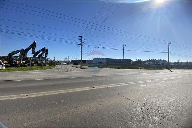 Se arrienda terreno industrial 9.500 m2  3km talca