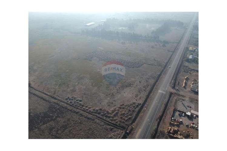 Propiedad limpia, muy bien conectada en lampa - Imagen 11