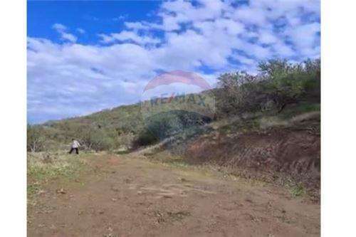 Vende terreno de 9.814 mts2 en cerro la virgen.