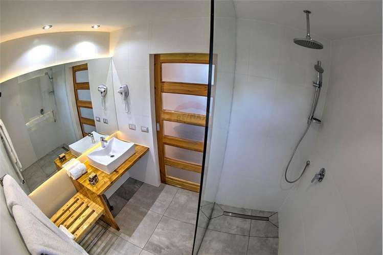 Espectacular hotel en pichilemu. oportunidad!!!